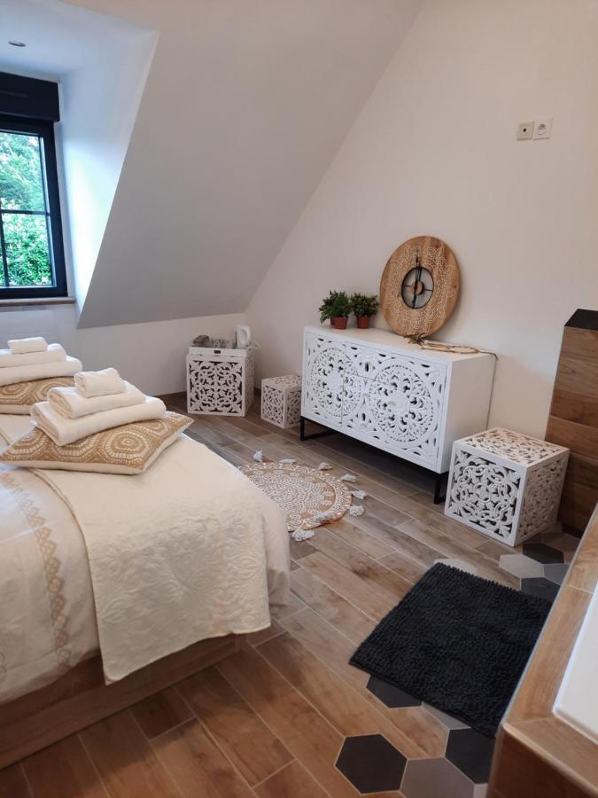 Madelaine Ranch, Nouvelle Piscine 2025 Villa Le Gast Exteriör bild